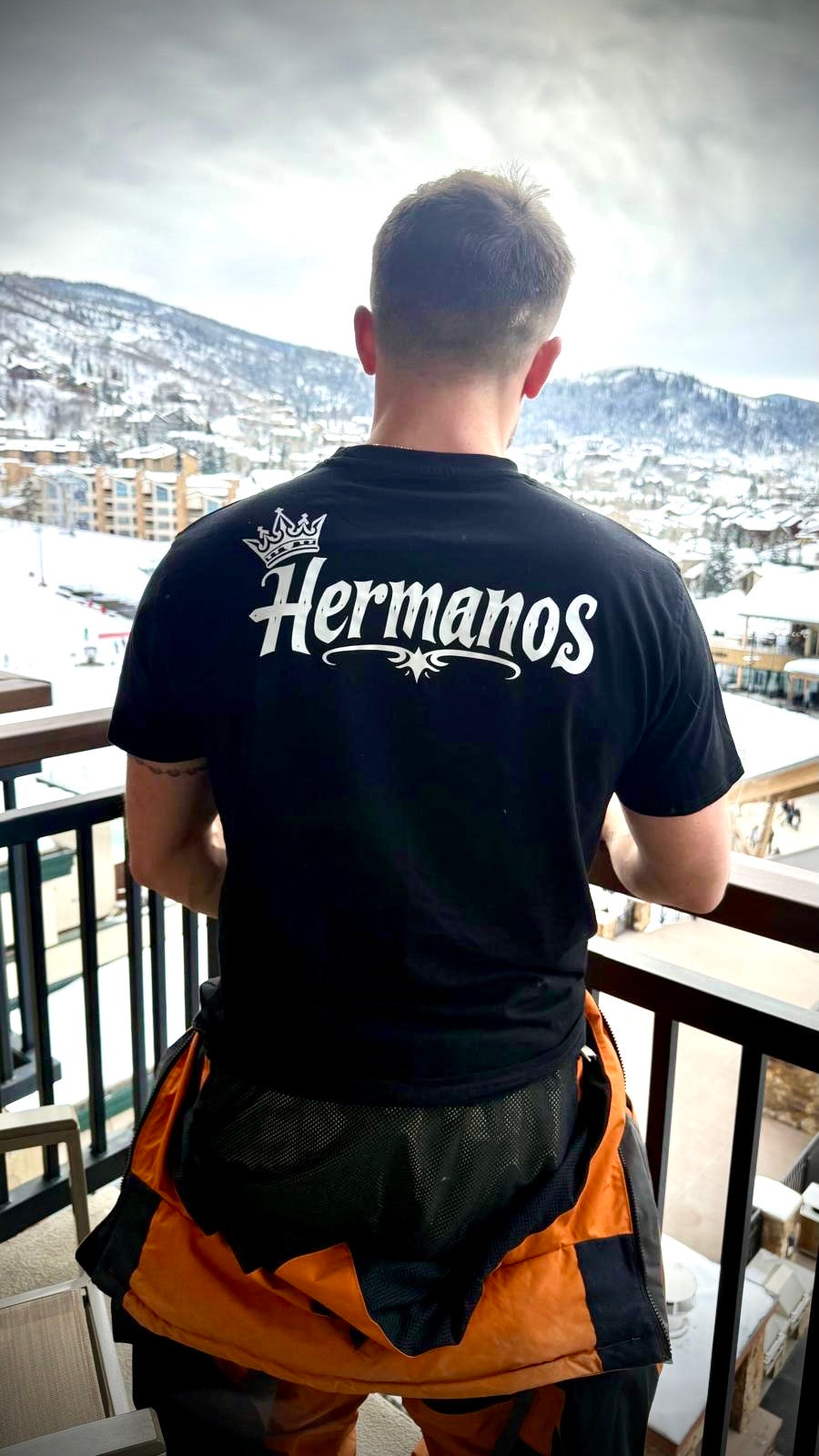 Hermanos T-Shirt